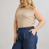 Γυναικεία Denim βερμούδα με τσέπες από Tencel σε μεγάλα μεγέθη 